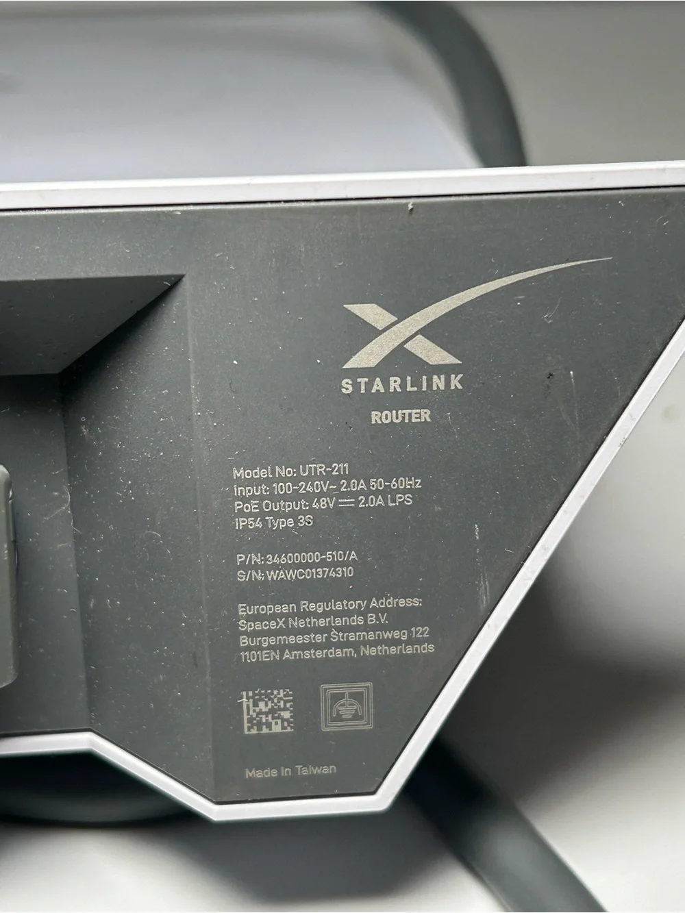 Starlink Router Gen 2 UTR-211 With Power Cord White
